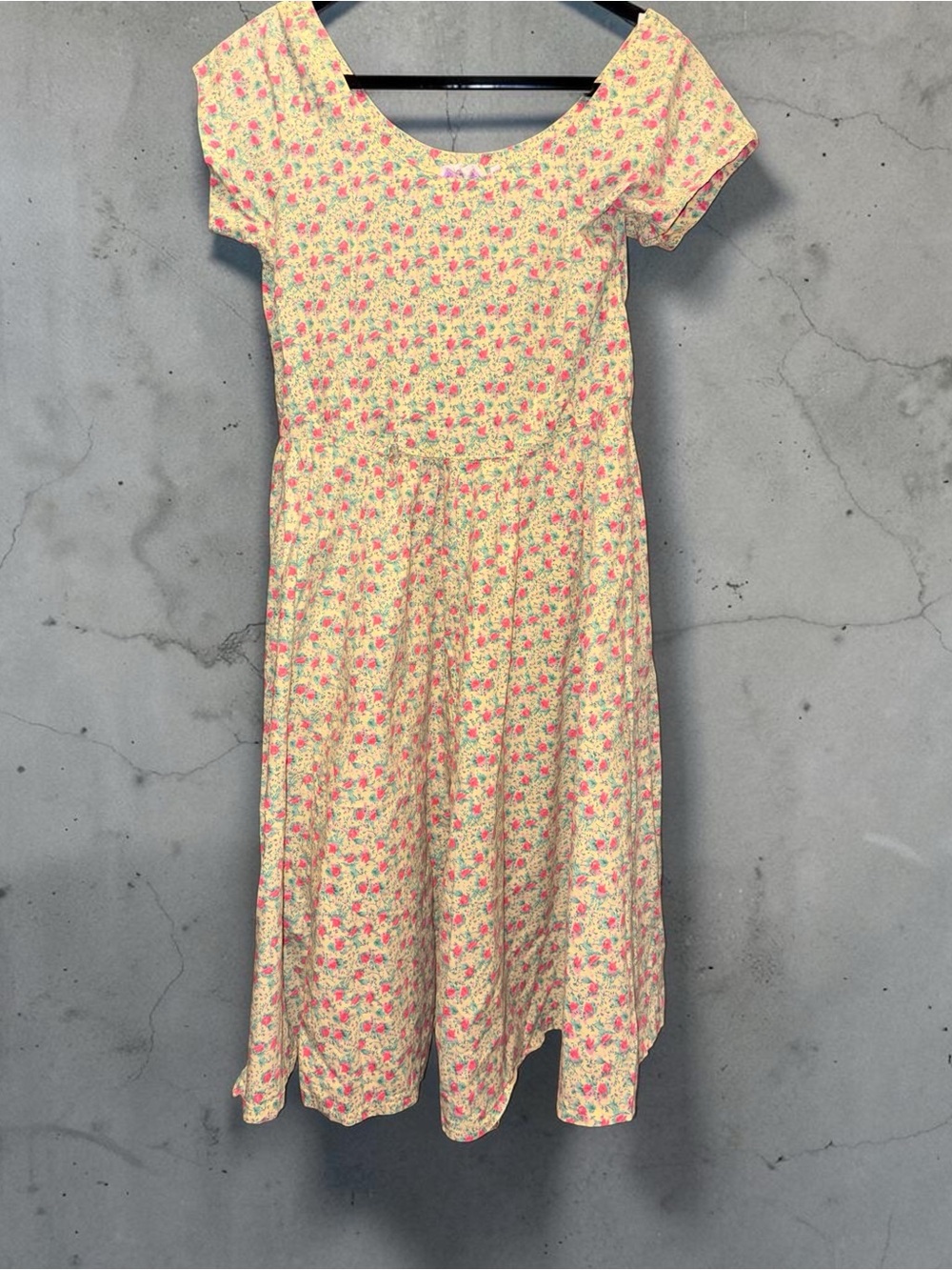 Vintage 1988 Yellow Floral Scoop-Neck Casual Dress with Pink Print - flawed